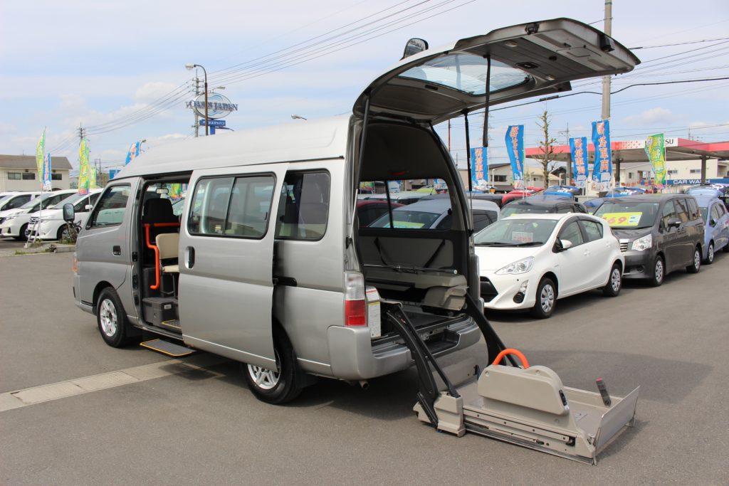 9475 キャラバン 福祉車両の専門店オアシスジャパン